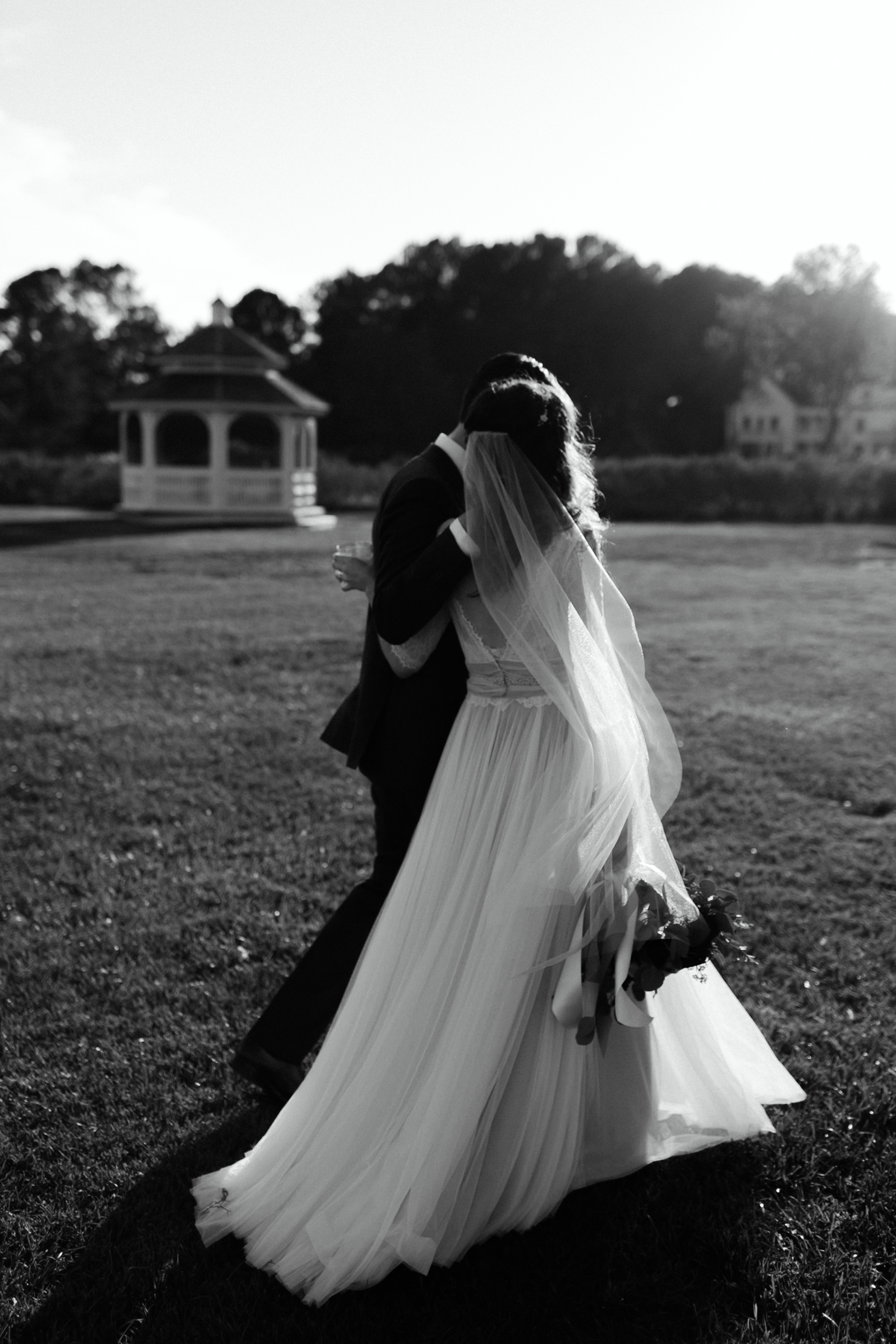 intimate waterfront st michaels maryland wedding